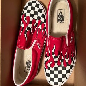 Flame Checkerboard slip on Vans